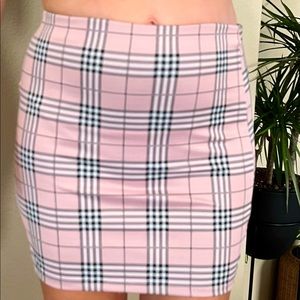 Stretchy plaid skirt